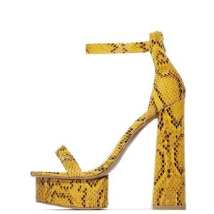 Wild Diva Shoes - NEW🔥Open Toe Sky High Chunky Heel Platform Sandal Wild Diva Shoes - NEW🔥Open Toe Sky High Chunky Heel Platform Sandal